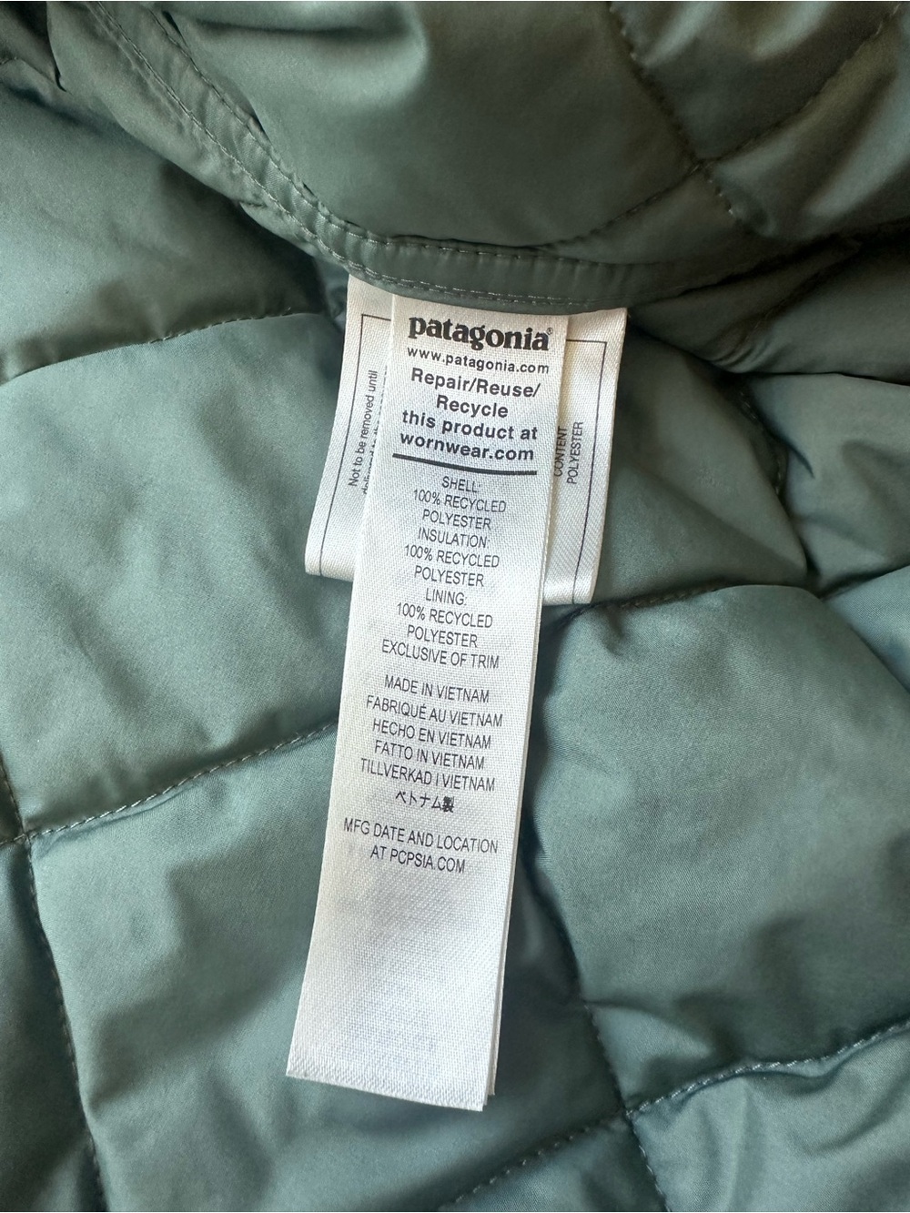 Patagonia Dark Green Quilted Hooded Jacket - Picture 4 of 4